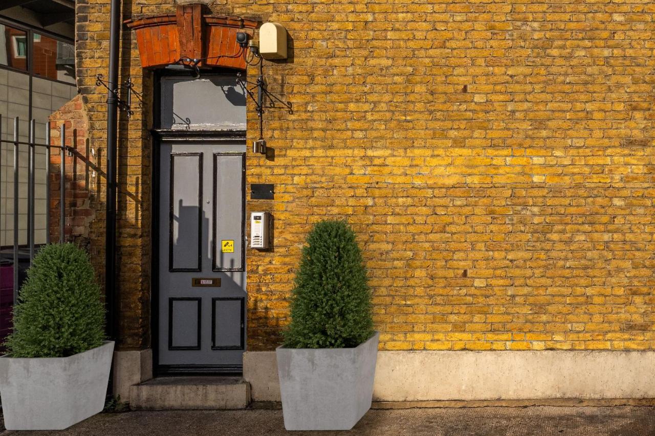 Aparthotel The Buross - Aldgate Londra Esterno foto
